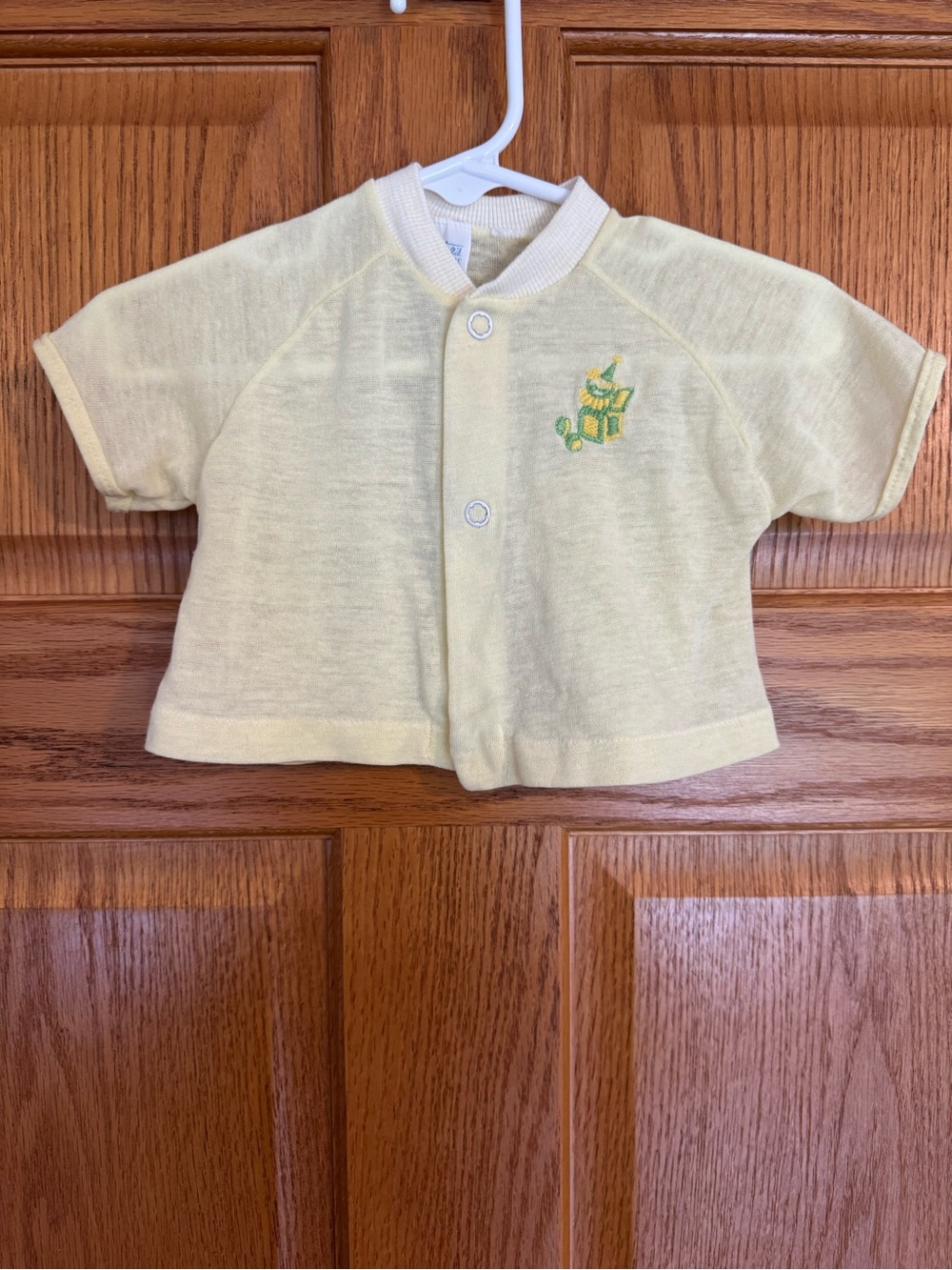 Vintage Carter’s Layette Baby Yellow Embroidered Clown Snap Top Retro